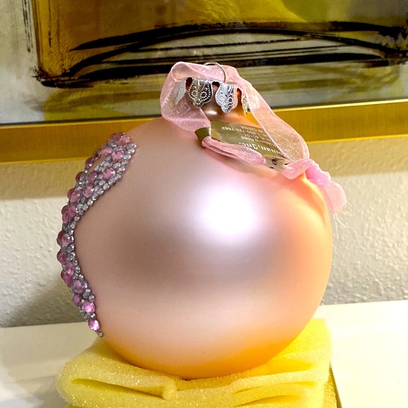 Holiday BREAST CANCER AWARENESS Ornament - Picture 3 of 12